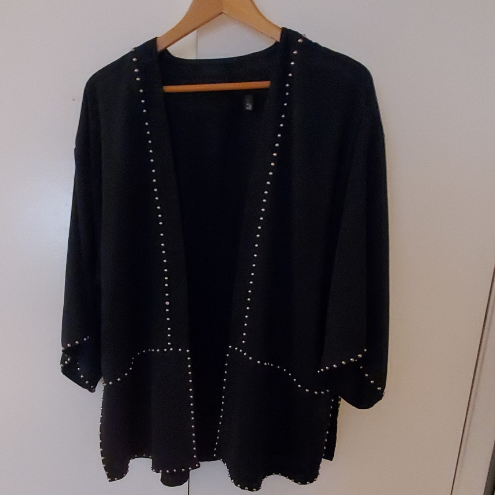 NWOT Navy blue with beaded detail kimono jacket
